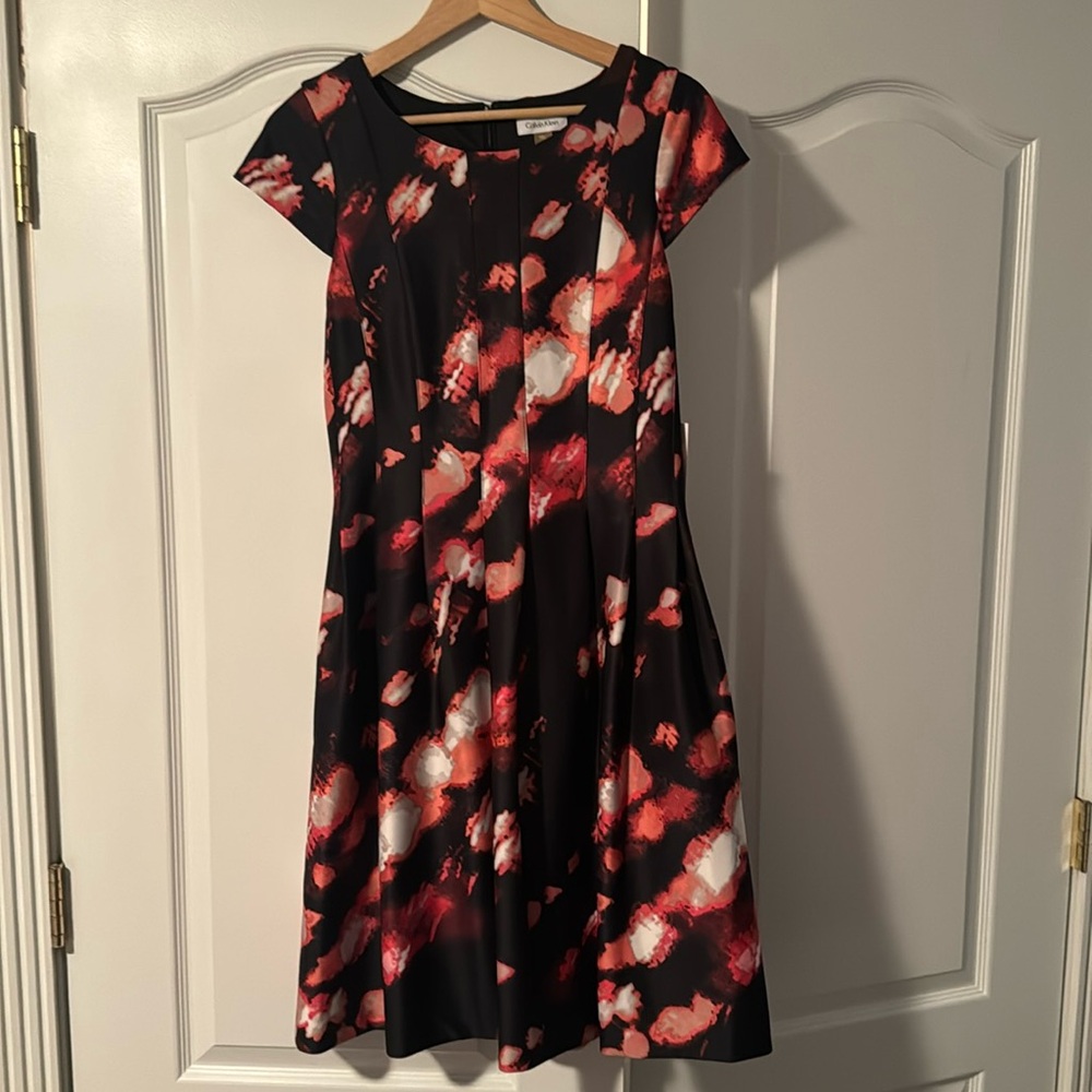 NWT Calvin Klein satin dress with pockets size 10